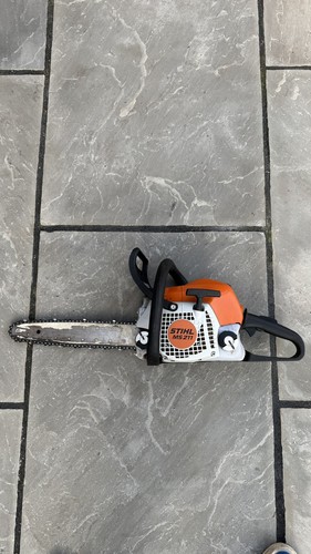 Stihl 211 chainsaw - chainsaw, 14"