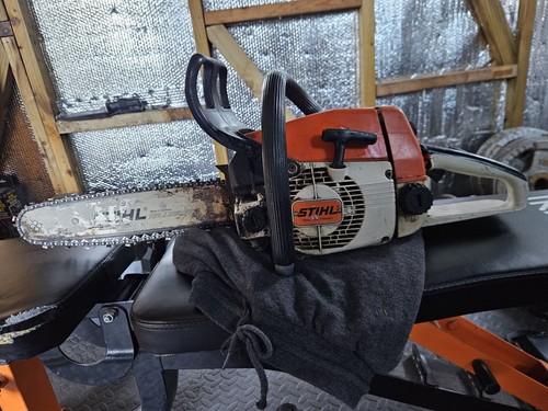 Stihl 024 wood - av, boss